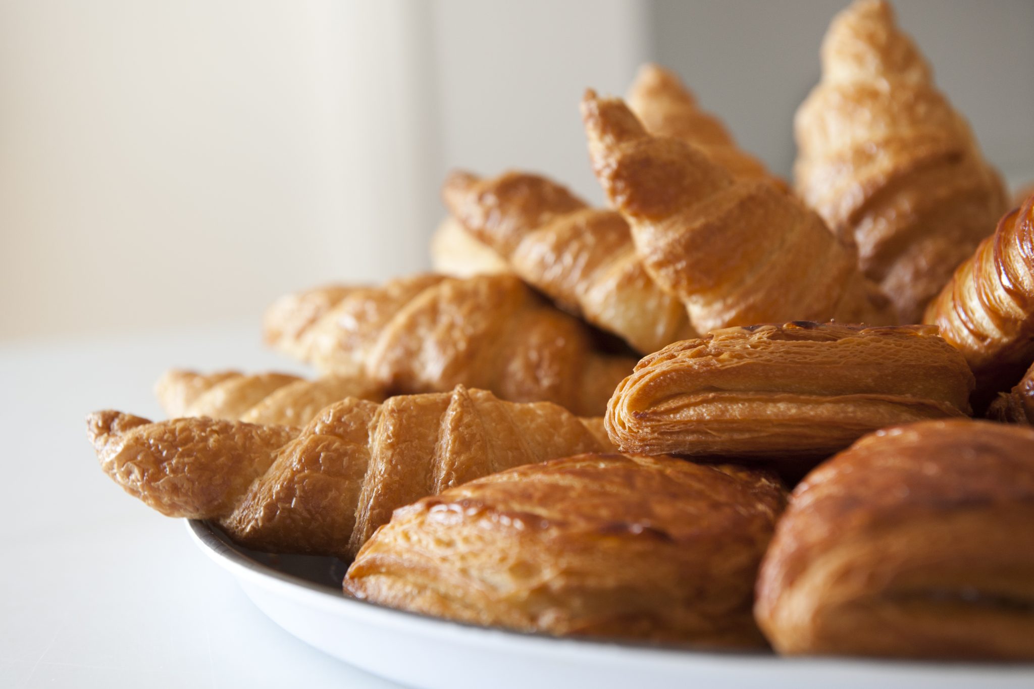 Croissants and French pastries, by Reyes Martínez